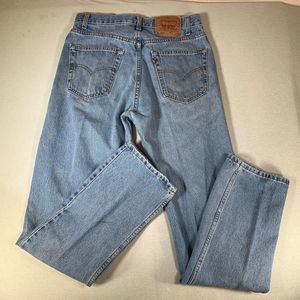 Levi’s 505 straight leg regular fit vintage 33x34 Canada jeans